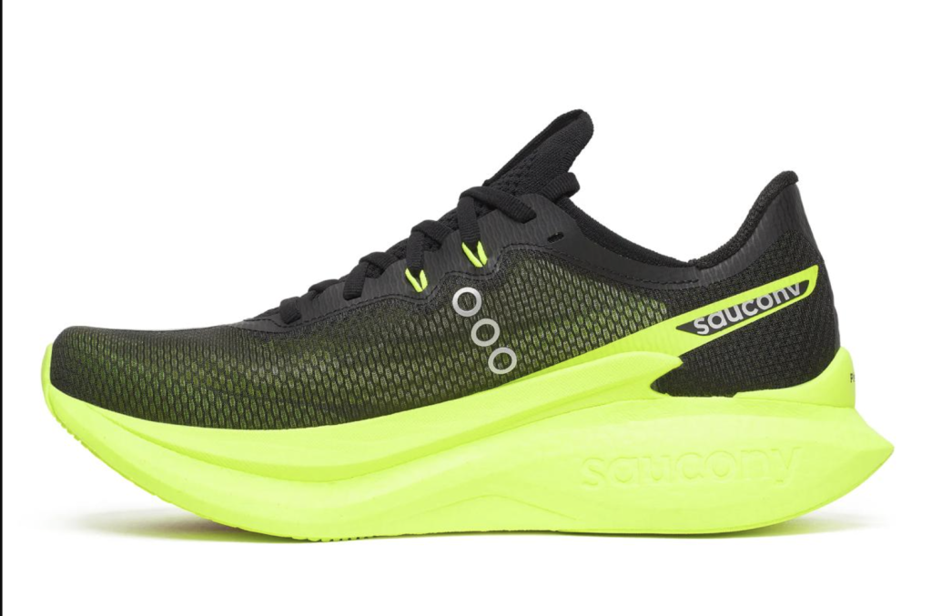 Saucony Endorphin Pro 5 avis : une super-shoe stable et sérieuse, mais plus tout à fait en avance